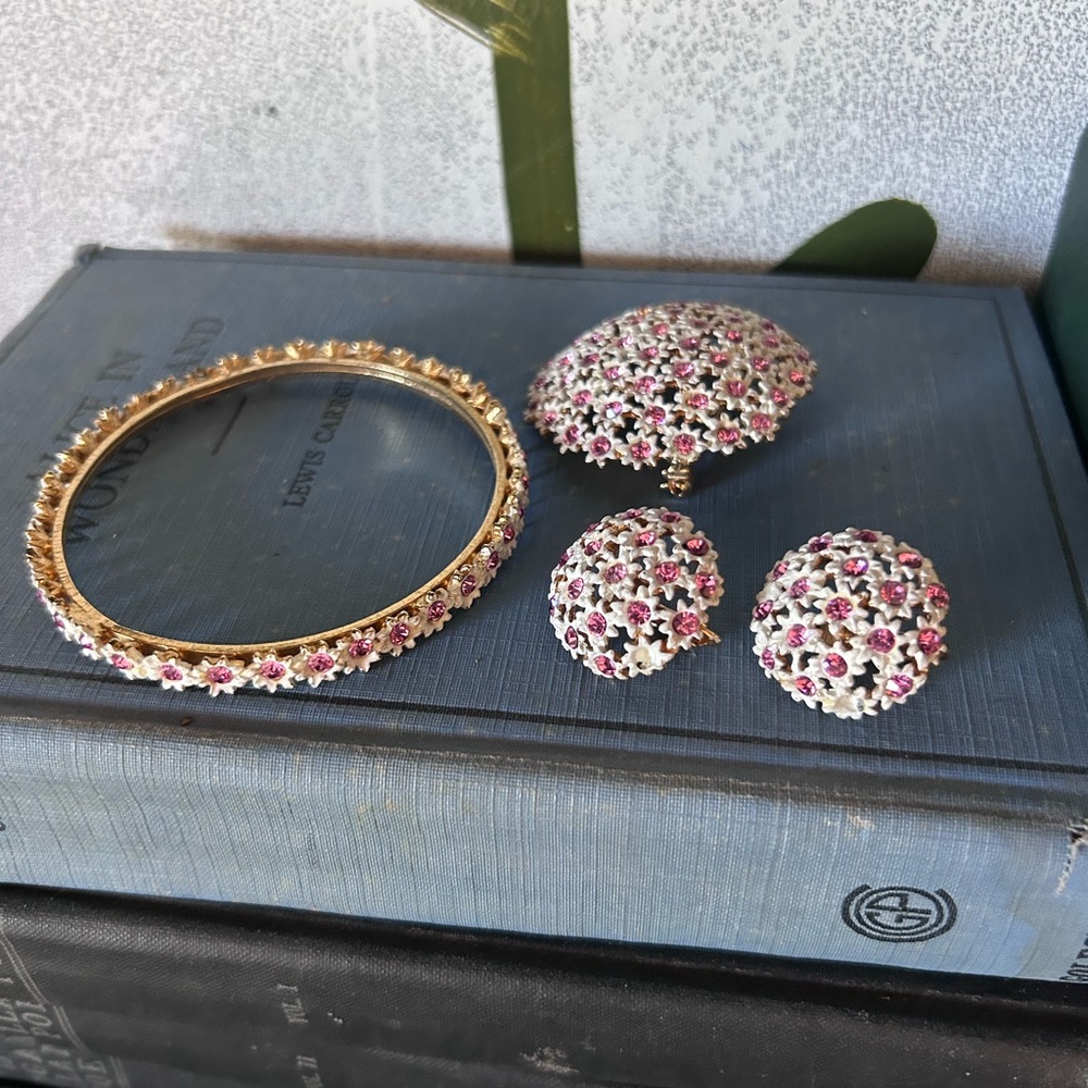 Vintage Kramer Floral Set